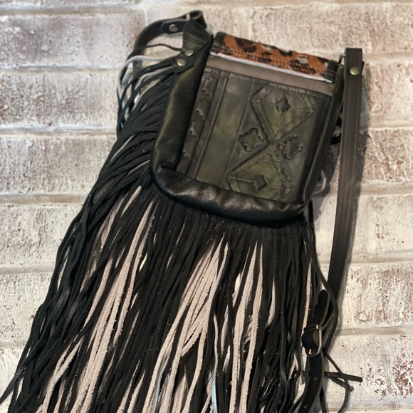 Leopard & metallic 8”x6”x3” Leather purse made in USA
A true statement piece! - Picture 10 of 15